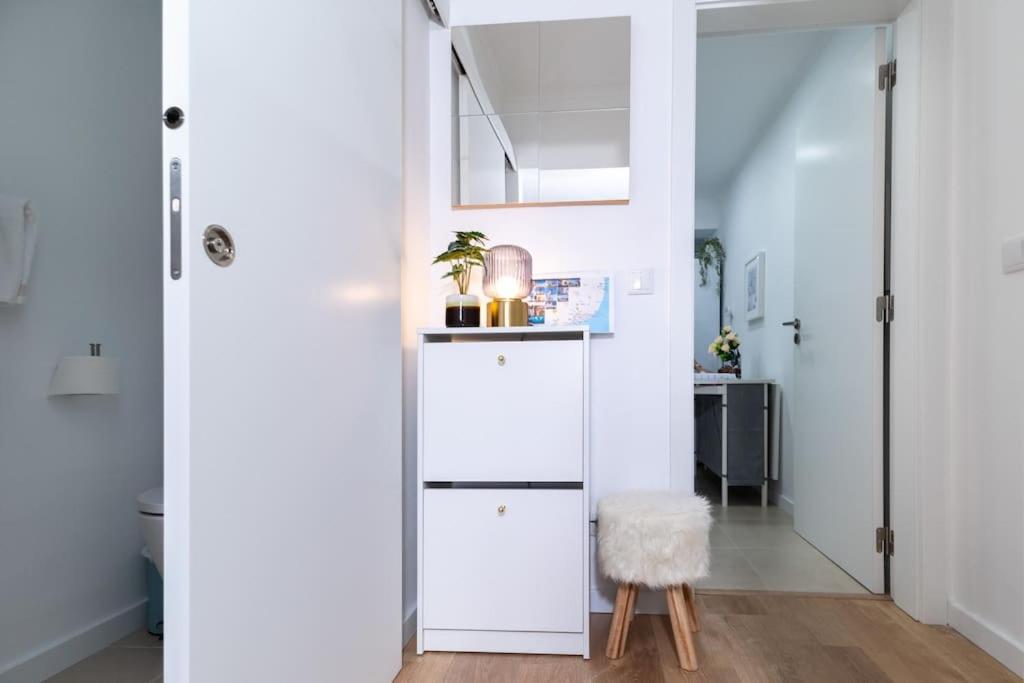 Modern 3 Bedroom Flat In Lisbon Exterior photo